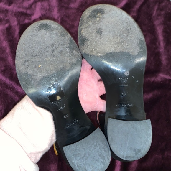 💥ONSALE ONLY TODAY💥 Authentic Louis Vuitton Passenger Sandal Sz 38 preowned - Picture 3 of 7